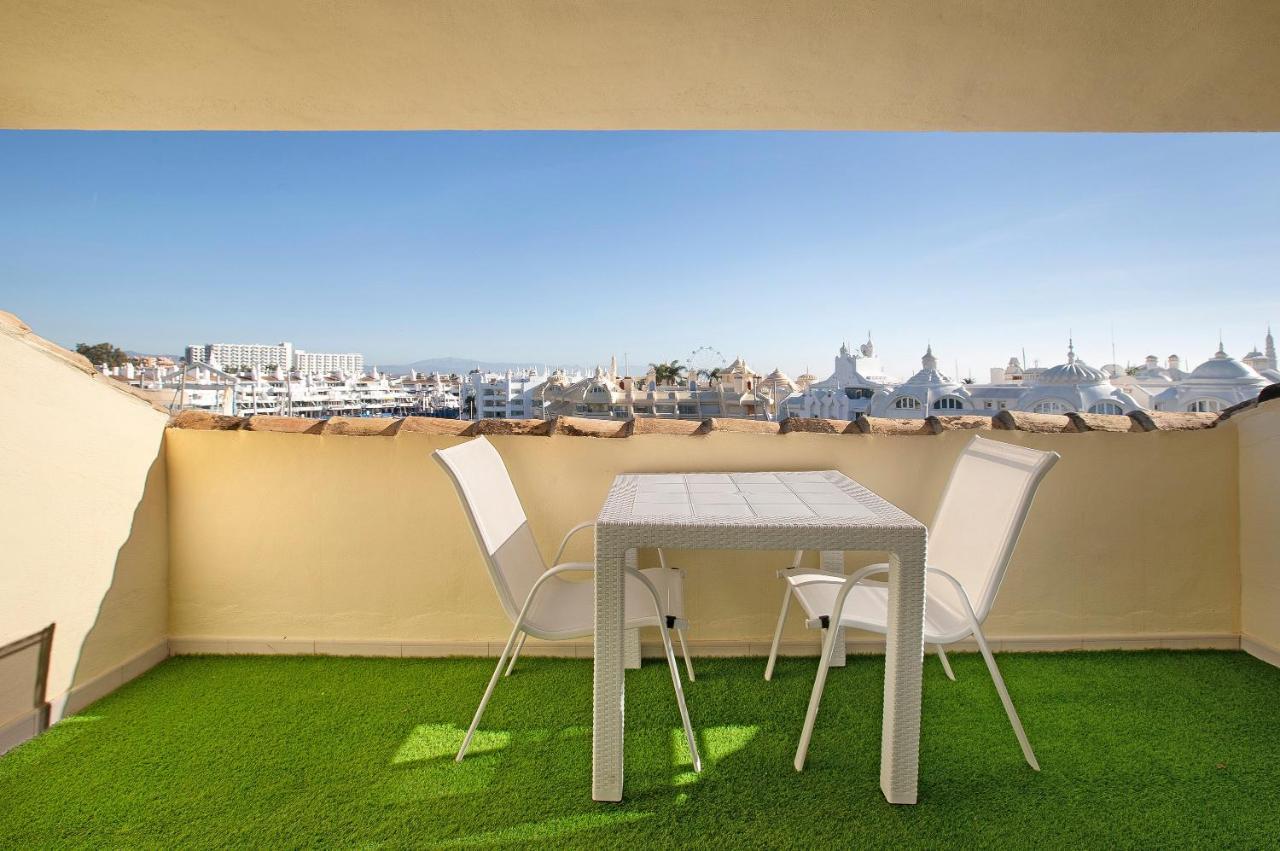 贝纳尔马德纳Luxury In Puerto Marina公寓 外观 照片
