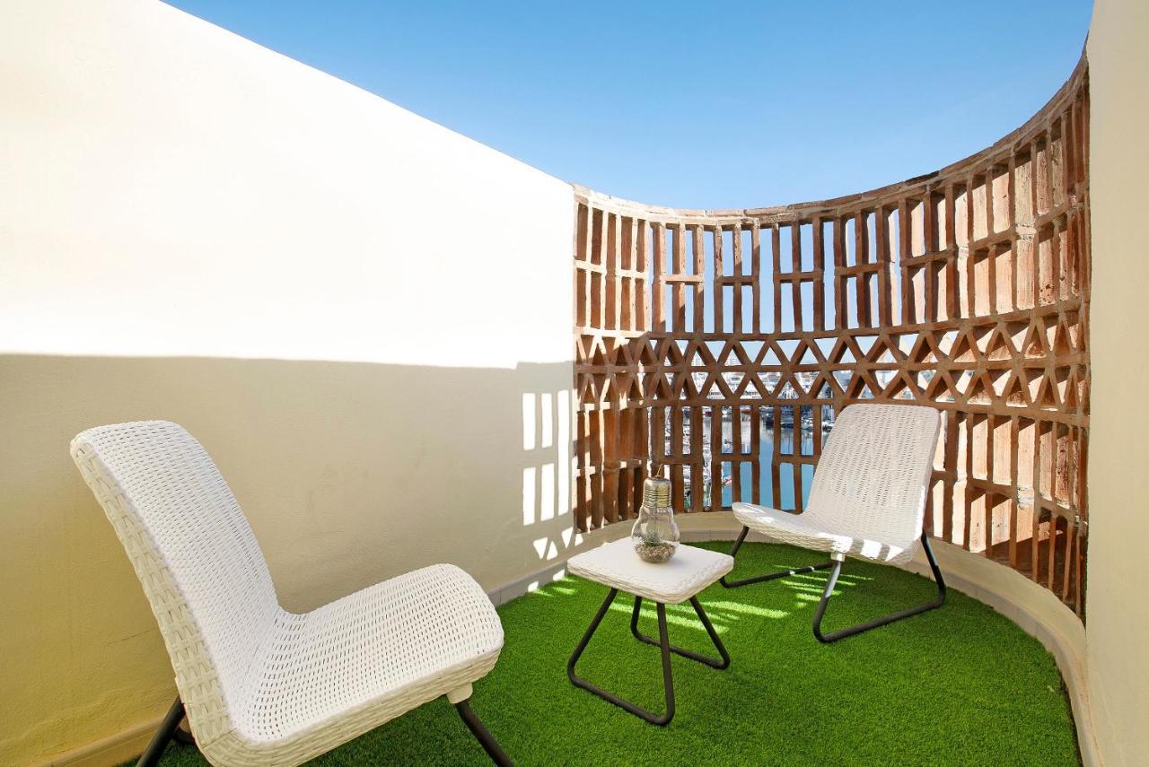 贝纳尔马德纳Luxury In Puerto Marina公寓 外观 照片